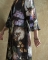Essenza kimono Sarai Fleur Festive blooming black zijkant sfeer