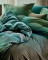 Vandyck dekbedovertrek Ziggy en Snooze sage green detail
